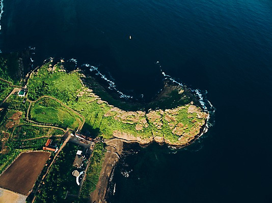 포토 JPG 주간 바다 풍경 사람없음 야외 하이앵글 제주도 항공촬영 용머리해안 국내포토 자연요소 뷰포인트 한국 서귀포 파일형식