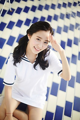 포토 JPG 여자 실내 한명 미소 앉기 상반신 20대 성인 앞모습 청춘 한국인 올려보기 경례 마린룩 뷰티라이프 청순 성인여자한명만 국내포토 1 라이프스타일 옷 뷰포인트 컨셉 모션 표정 사람 동양인 청년 내부 인사 여자한명만 성인여자만 파일형식