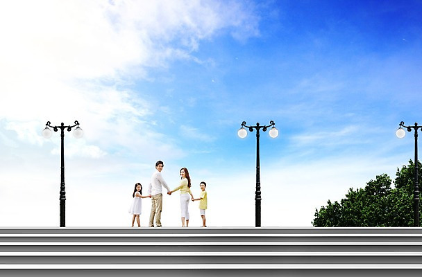 주간 PSD 편집 편집이미지 여자 남자 행복 어린이 가로등 가족 하늘 여러명 성인 야외 계단 손잡기 한국인 뒤돌아보기 이미지편집 자연요소 공공시설 감정 다수 관계 모션 사람 동양인 파일형식