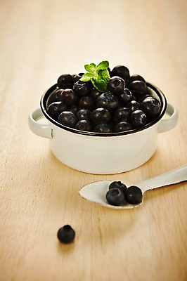 포토 JPG 스튜디오촬영 백그라운드 과일 실내 사람없음 숟가락 신선 냄비 유기농 블루베리 국내포토 웰빙 수저 내부 솥 파일형식