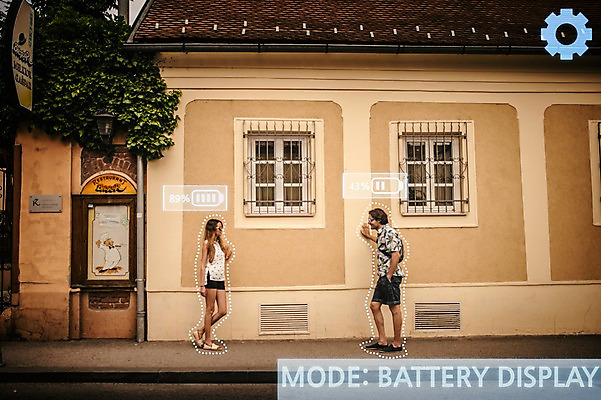 JPG 외국인 편집 편집이미지 여자 남자 거리 성인 두명 건물 컴퓨터그래픽 그래픽 건전지 디지털합성 합성 홀로그램 증강현실 편집실사 건축물 사람 인종 CG 파일형식