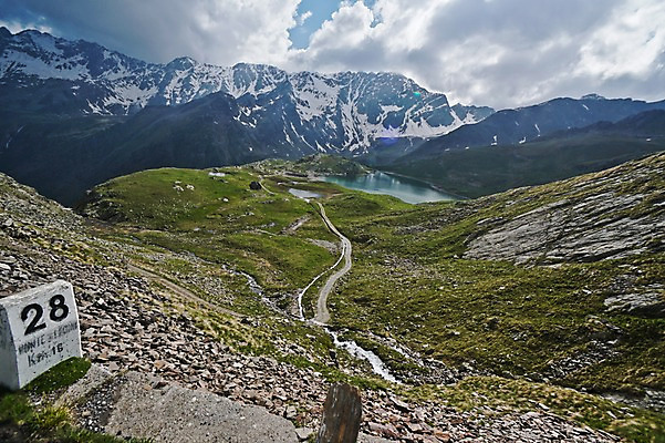 포토 JPG 주간 구름 해외풍경 자연 하늘 산 풍경 사람없음 야외 스위스 국내포토 자연요소 해외 유럽 생태계 파일형식