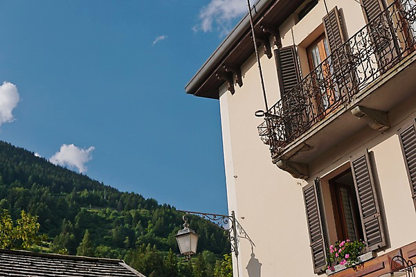 포토 JPG 주간 해외풍경 하늘 풍경 사람없음 야외 건물 스위스 국내포토 자연요소 해외 건축물 유럽 파일형식