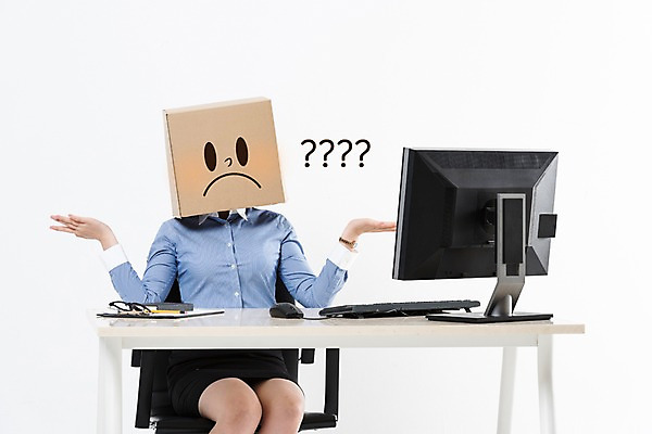 포토 JPG 스튜디오촬영 여자 실내 한명 앉기 손짓 상반신 20대 성인 앞모습 비즈니스라이프 모니터 한국인 물음표 업무 비즈니스우먼 종이상자 고민 치마정장 당황 사무용의자 사무용책상 성인여자한명만 국내포토 1 라이프스타일 기호 감정 뷰포인트 의자 비즈니스 모션 사람 동양인 정장 청년 내부 컴퓨터 치마 상자 작업 직장인 책상 여자한명만 성인여자만 파일형식