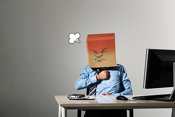 포토 JPG 스튜디오촬영 남자 스트레스 실내 한명 앉기 정장 상반신 성인 앞모습 30대 비즈니스라이프 모니터 고통 한국인 분노 비즈니스맨 종이상자 사무용책상 답답함 성인남자한명만 국내포토 1 라이프스타일 옷 감정 뷰포인트 비즈니스 모션 사람 동양인 내부 장년 컴퓨터 상자 직장인 감각 책상 남자한명만 성인남자만 파일형식