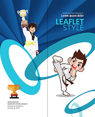 PSD 템플릿 편집 표지디자인 북디자인 출판디자인 표지 남자 어린이 리플렛 스포츠 2단접지 북커버 웃음 팜플렛 두명 운동 한국인 우승 킥 트로피 태권도 태권도복 이미지템플릿 모션 표정 건강 도복 사람 동양인 격투기 최고 상_우승 파일형식