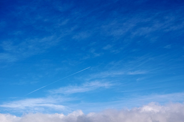 포토 JPG 주간 구름 백그라운드 자연 하늘 풍경 사람없음 야외 비행운 국내포토 자연요소 생태계 파일형식 구름_자연