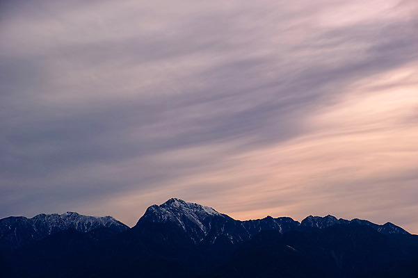 포토 JPG 주간 구름 자연 하늘 산 풍경 사람없음 야외 일몰 미나미알프스 국내포토 자연요소 노을 일본 생태계 파일형식