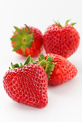 포토 JPG 과일 딸기 실내 근접촬영 사람없음 아웃포커스 여러개 제철과일 국내포토 뷰포인트 다수 촬영기법 내부 제철 파일형식