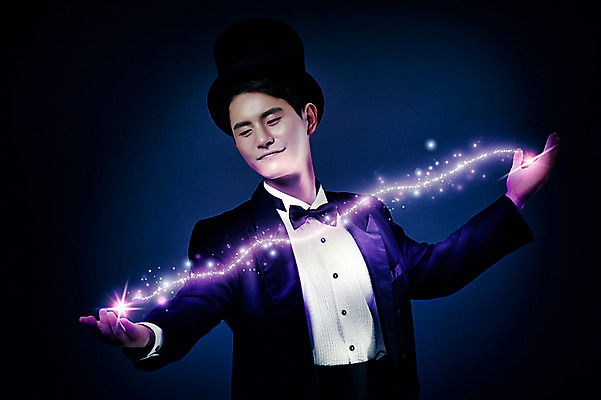 JPG 편집 편집이미지 직업 남자 한명 성인 한국인 마술 마술사 디지털합성 합성 마술사모자 마술사복장 디지털아트 편집실사 모자_잡화 1 옷 사람 동양인 CG 파일형식