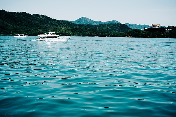 포토 JPG 주간 해외풍경 호수 사람없음 야외 대만 선박 르웨탄 국내포토 자연요소 해외 아시아 수상교통 풍경 파일형식