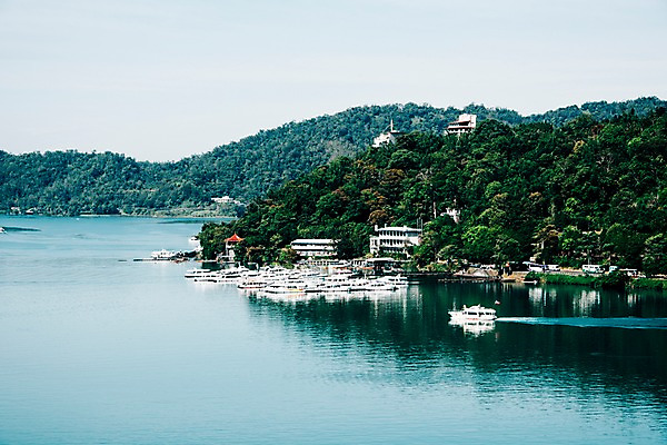 포토 JPG 주간 해외풍경 호수 사람없음 야외 대만 선박 르웨탄 문무묘 국내포토 자연요소 해외 아시아 수상교통 풍경 파일형식