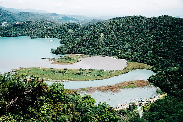 포토 JPG 주간 나무 해외풍경 호수 사람없음 야외 대만 르웨탄 국내포토 자연요소 식물 해외 아시아 풍경 파일형식