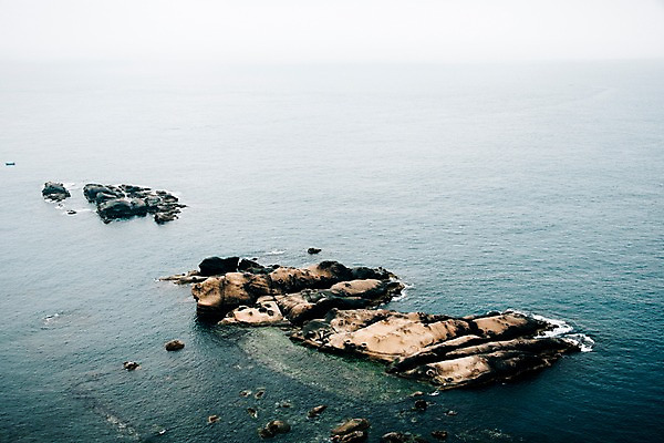포토 JPG 주간 해외풍경 바다 사람없음 야외 바위 대만 지질공원 국내포토 자연요소 해외 공원 아시아 풍경 돌_바위 파일형식