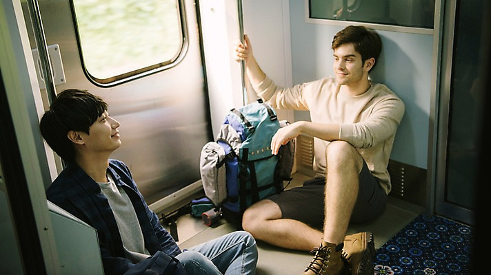 포토 JPG 주간 전신 서양인 외국인 남자 여행 대화 미소 앉기 20대 성인 두명 옆모습 우정 기차 한국인 창가 즐거움 춘천 기차여행 성인남자만 브로맨스 국내포토 자연요소 감정 육상교통 뷰포인트 창문 관계 모션 대중교통 표정 말하기 사람 동양인 인종 청년 친구 강원도 남자만 성인만 파일형식