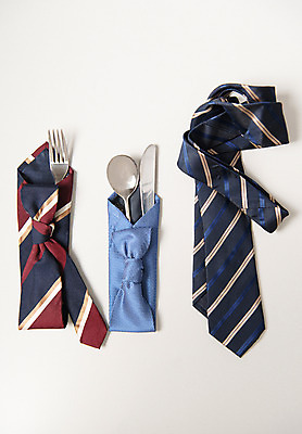 포토 JPG 스튜디오촬영 포크 넥타이 실내 사람없음 자연보호 환경 숟가락 그린캠페인 재활용 나이프 에코 수저받침대 업사이클링 국내포토 식기 잡화 캠페인 자연 수저 내부 칼 보호 받침대 친환경 파일형식