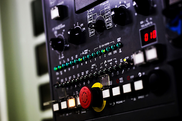 포토 JPG 공장 실내 근접촬영 사람없음 아웃포커스 기계 오브젝트 조절기 국내포토 뷰포인트 공업 촬영기법 내부 파일형식