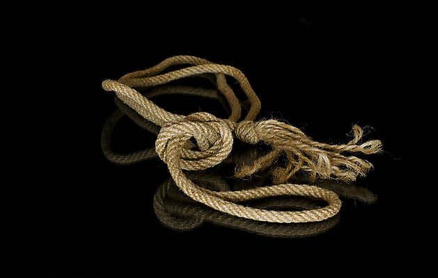 포토 JPG 해외이미지 선 밧줄 넥타이 매달리기 사람없음 힘 공구 실 카우보이 코드 섬유 해외202004 해외포토 잡화 줄 모션 도구 직물 파일형식 이미지허브