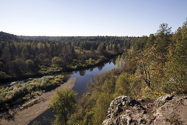 포토 JPG 해외이미지 1 낙엽 잎 자연 하늘 표면 풍경 사람없음 야외 물 파란색 빛 강 계곡 침묵 자유 가을 숲 땅 지역 산악지대 천진난만 부족함 해외202004 해외포토 자연요소 식물 계절 컬러 컨셉 산 소리 생태계 파일형식 이미지허브