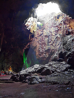 포토 JPG 해외이미지 모양 디자인 아시아 벽 여행 태국 자연 추상 실내 창조 미술 동양인 사람없음 내부 장식 빛 탐험 광선 바위 동굴 큼 모험가 천장 아치 지하 내추럴 깊이 생태학 석회암 웅장함 종유석 지질학 해외202004 해외포토 교육 나라 무늬 문화예술 인종 암석 돌_바위 크기 생태계 파일형식 이미지허브