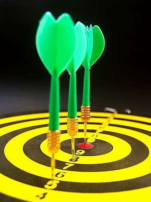 포토 JPG 해외이미지 스포츠 백그라운드 컨셉 놀이 성공 화살 기술 취미 사람없음 빨간색 검은색 경쟁 게임 흰색 원형 센터 던지기 닫기 목표 계획 다트판 다트 오브젝트 슛 양궁 점수 골 때리기 승자 염원 완벽 카피스페이스 완전 정확 해외202004 해외포토 도형 컬러 모션 공백 파일형식 이미지허브