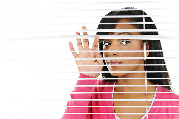 포토 JPG 해외이미지 손 응시 여자 창문 한명 사람 성인 가로 사무실 검은색 흰색 관찰 블라인드 틈 그늘 플라스틱 비밀 엿보기 호기심 베네치아 발견 의심 숨김 사생활 숨기 시각장애인 해외202004 해외포토 1 시선 감정 컬러 컨셉 비즈니스 모션 재질 신체부위 이탈리아 커튼 장애인 파일형식 이미지허브