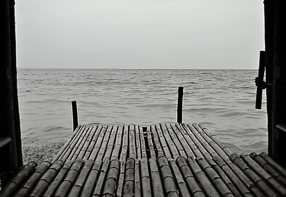 포토 JPG 해외이미지 구름 모래 파도 바다 여행 백그라운드 자연 하늘 휴가 휴식 풍경 사람없음 목재 물 여름 파란색 평화 항구 스트레칭 휴양지 방파제 해외202004 해외포토 자연요소 나무 계절 공공시설 컬러 컨셉 재료 교통시설 운동 장소 생태계 파일형식 이미지허브