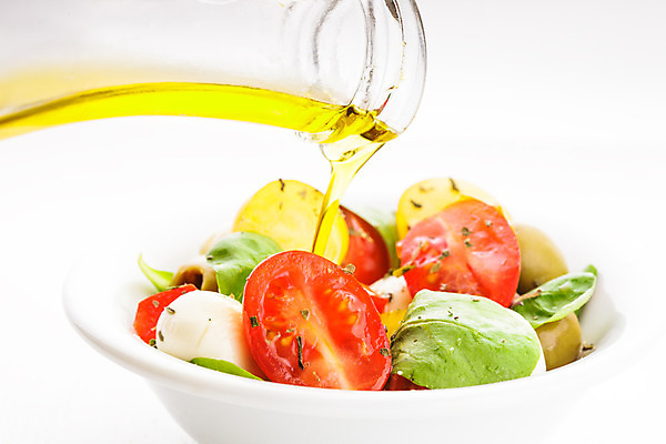 포토 JPG 해외이미지 음식 잎 토마토 채소 방울토마토 유리 치즈 건강 사람없음 빨간색 초록색 노란색 샐러드 흐름 흰색 신선 조끼 사발 붓기 매움 모짜렐라치즈 채식주의자 해외202004 해외포토 식물 컬러 컨셉 모션 재질 유제품 외투 사기그릇 맛 채식 파일형식 이미지허브