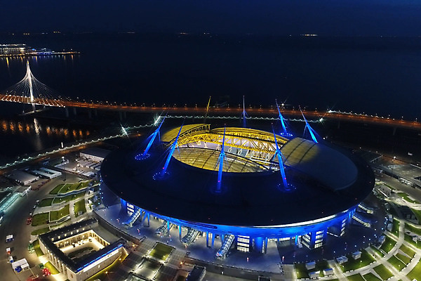 포토 JPG 해외이미지 디자인 도로 여행 건축양식 전등 새로움 안테나 풍경 사람없음 건물 컵 파란색 도시풍경 세계 교회 축구 경기장 흰색 도시 성자 야간 큼 속도 러시아 드론 러시아인 서쪽 해외202004 해외포토 자연요소 서양인 식기 건축물 건축 유럽 종교 길 컬러 컨셉 통신 스포츠시설 종교건축 교통시설 조명 구기 크기 방향 파일형식 이미지허브