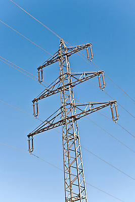 포토 JPG 해외이미지 산업 선 백그라운드 밭 농업 교통시설 자연 하늘 풍경 사람없음 파란색 농경지 탑 에너지 철 철사 온라인 전압 해외202004 해외포토 건축물 컬러 교통 농장 시설 생태계 파일형식 이미지허브