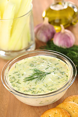 포토 JPG 해외이미지 접시 음식 재료 오이 마늘 사람없음 세로 사진촬영 고명 사발 허브 그리스인 딜 요구르트 채식주의자 해외202004 튀르키예 해외포토 서양인 식물 식기 아시아 채소 유제품 촬영 사기그릇 채식 파일형식 이미지허브