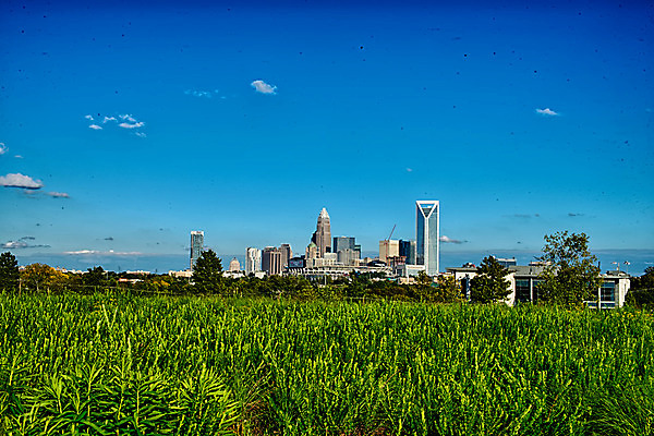 포토 JPG 해외이미지 구름 건축양식 하늘 풍경 사람없음 건물 도시풍경 고층빌딩 도시 도심 스카이라인 해외202004 해외포토 자연요소 건축물 건축 빌딩 파일형식 이미지허브