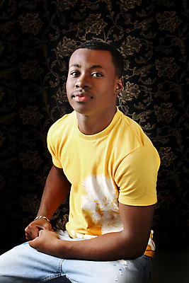 포토 JPG 해외이미지 응시 남자 아들 얼굴 어린이 청소년 미래 한명 사람 소년 10대 검은색 표현 자신감 약속 남동생 사춘기 스타일 해외202004 해외포토 1 시선 감정 컬러 컨셉 가족 신체부위 동생 파일형식 이미지허브