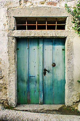 포토 JPG 해외이미지 백그라운드 주택 손잡이 사람없음 야외 건물 목재 세로 초록색 농장 문 금속 수확 골동품 닫기 철 입장 오브젝트 싱글 잠금 사생활 옛날 진짜 해외202004 해외포토 나무 건축물 컬러 농업 재료 모션 재질 보안 파일형식 이미지허브