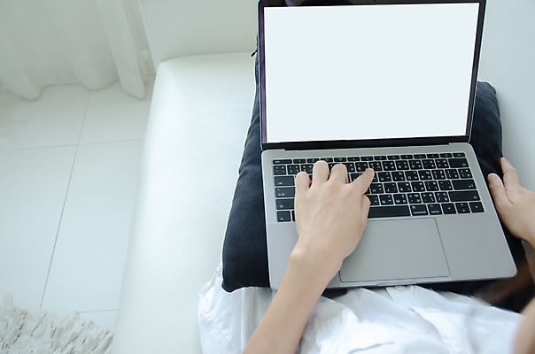 포토 JPG 해외이미지 직업 학생 응시 여자 행복 인터넷 비즈니스 사업가 성공 주택 사람 사람없음 노트북 쇼핑 컴퓨터 사무실 놀람 시험 게임 축하 관찰 우승 최고 업무 뉴스 구매 큼 흥분 기회 온라인 복권 승자 해외202004 해외포토 시선 교육 감정 컨셉 모션 놀이 표정 건물 전자제품 작업 크기 파일형식 이미지허브