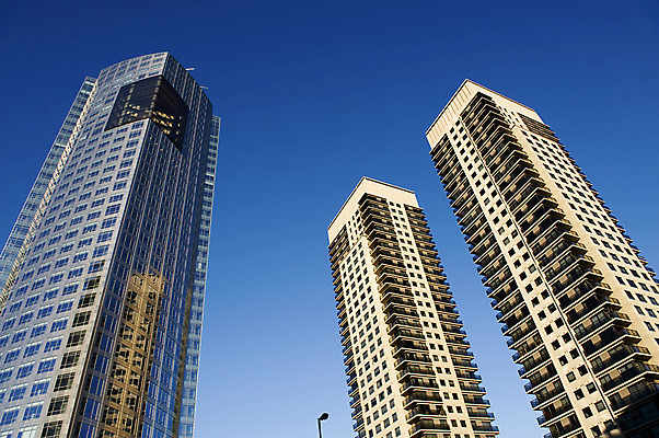 포토 JPG 해외이미지 여행 회사 비즈니스 건축양식 교실 유리 하늘 아파트 3 사람없음 건물 파란색 도시풍경 반사 탑 발코니 도시 센터 남아메리카 고급 라틴아메리카 타운 이웃 아르헨티나 다락방 부에노스아이레스 해외202004 해외포토 건축물 교육 건축 컬러 컨셉 학교 재질 주택 아메리카 풍경 파일형식 이미지허브