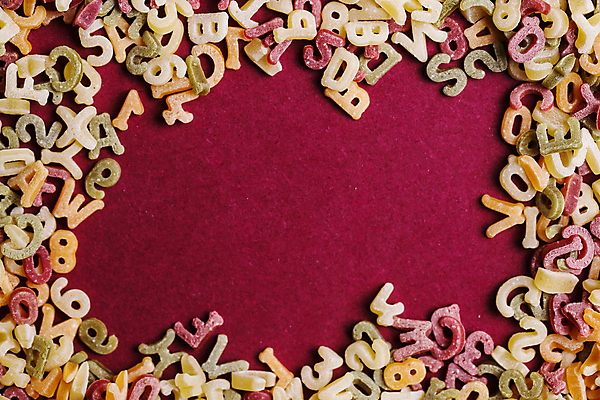 포토 JPG 해외이미지 백그라운드 프레임 사람없음 파스타면 트렌드컬러 해외202004 비바마젠타 해외포토 컬러 파스타 면류 파일형식 이미지허브