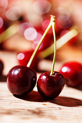 포토 JPG 해외이미지 열매 음식 분홍색 농업 다이어트 과일 재료 건강 사람없음 목재 빨간색 쌓기 봄 신선 원형 체리 그룹 달콤 맛 아침식사 먹기 오브젝트 유기농 날것 흙더미 내추럴 숙성 채식주의자 솔깃 비건 해외202004 해외포토 도형 나무 식물 웰빙 계절 산업 컬러 컨셉 모션 식사 흙 채식 파일형식 더미 이미지허브