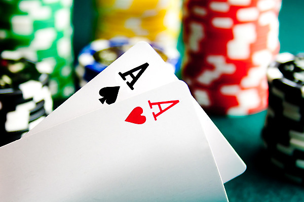 포토 JPG 해외이미지 손 돈 놀이 탁자 성공 정장 사람없음 초록색 쌓기 경쟁 게임 잡기 우승 최고 신용카드 행운 재산 도박 위험 카지노 클럽 기회 포커 곤봉 라스베가스 승자 에이스 텍사스 펠트 플레이어 해외202004 해외포토 옷 스포츠용품 컬러 가구 컨셉 모션 신체부위 금융 미국 트럼프 파일형식 천_직물 이미지허브