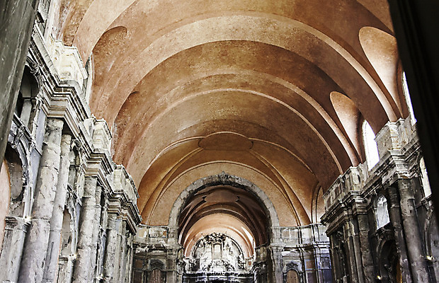 포토 JPG 해외이미지 디자인 유럽 종교 백그라운드 건축양식 창문 잉글랜드 실내 미술 사람없음 내부 건물 장식 빛 성당 교회 수확 골동품 바위 흰색 복도 중세 역사 스페인 클래식 아치 복고 신성 수도원 천연기념물 흡혈귀 고딕 수녀원 신앙심 옛날 회랑 스타일 해외202004 해외포토 건축물 건축 나라 컬러 컨셉 농업 종교건축 문화예술 영국 돌_바위 파일형식 이미지허브
