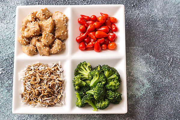 포토 JPG 해외이미지 접시 음식 백그라운드 다이어트 채소 재료 부분 고추 밥 건강 육류 요리 동양인 사람없음 목재 초록색 치킨 회색 튀김 흰색 황금 정상 브로콜리 굽기 먹기 준비 깨 후추 삶기 채식주의자 해외202004 해외포토 나무 식기 컬러 식재료 모션 인종 조미료 구이 향신료 채식 닭고기요리 파일형식 이미지허브