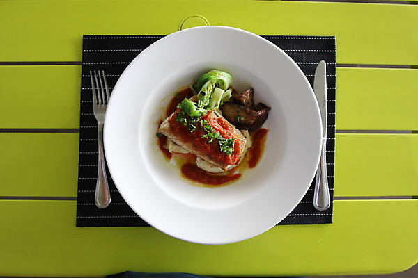 포토 JPG 해외이미지 그릇 식기 접시 포크 토마토 채소 의자 탁자 밥 양파 오이 새우 피자 육류 어류 사람없음 케이크 식당 숟가락 버섯 당근 카페 샐러드 면 칼 자르기 해산물 향신료 파인애플 올리브 소금 홍합 후추 해외202004 해외포토 열매 음식 가구 과일 식재료 모션 어패류 디저트 뿌리채소 패스트푸드 서양음식 수저 갑각류 상점 수중동물 열대과일 향미료 파일형식 이미지허브