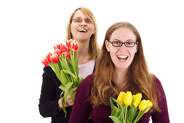 포토 JPG 해외이미지 식물 전통 계절 여자 기념일 꽃 딸 꽃다발 결혼 봄꽃 가족 엄마 휴가 부활절 발렌타인데이 선물 사람 두명 장식 노란색 봄 기쁨 튤립 벚꽃 인사 생일 4월 5월 심볼 엽서 살구 해외202004 해외포토 감정 컬러 과일 관계 데이이벤트 이벤트 예절 날짜 편지 파일형식 이미지허브