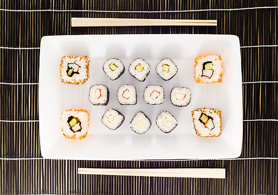 포토 JPG 해외이미지 전통 라이프스타일 접시 아시아 음식 조각 다이어트 젓가락 밥 새우 건강 어류 요리 동양인 사람없음 식당 일본 식사 저녁식사 초밥 신선 바 해조류 맛 먹기 장어 해산물 오브젝트 준비 날것 롤 서빙 연어 모음 동쪽 설정 점심식사 이국적 해외202004 해외포토 식기 나라 컨셉 모션 수저 갑각류 인종 한글 생활 상점 수중동물 해양식물 방향 일본음식 파일형식 이미지허브