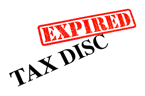 포토 JPG 해외이미지 도로 자동차 새로움 사람없음 도장 끝 어플리케이션 법 고무 우표 보험 모터 고립 구식 세금 옛날 과세 해외202004 해외포토 길 육상교통 컨셉 교통시설 파일형식 이미지허브