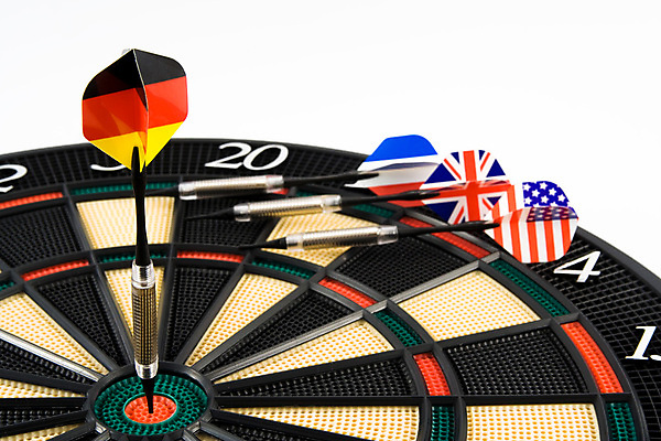 포토 JPG 해외이미지 스포츠 백그라운드 컨셉 비즈니스 성공 화살 취미 사람없음 가로 빨간색 초록색 파란색 검은색 경쟁 게임 흰색 깃발 우승 바 원형 센터 목표 다트판 다트 황소 슛 양궁 조준 점수 고립 골 승자 염원 완벽 필승 정확 해외202004 해외포토 도형 컬러 놀이 최고 소 파일형식 이미지허브