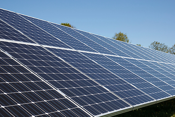 포토 JPG 해외이미지 주간 하늘 풍경 사람없음 야외 태양에너지 집열판 해외202004 해외포토 자연요소 그린에너지 파일형식 이미지허브