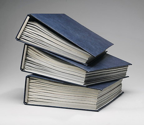 포토 JPG 해외이미지 교육 종이 백그라운드 컨셉 비즈니스 추상 사람없음 파란색 사무실 쌓기 상점 자료 공백 정보 그룹 보고서 준비 문서 파일 클립 폴더 질서 바인더 고립 목록 보관소 공급 해외202004 해외포토 컬러 무늬 모션 사무용품 예절 저장 파일형식 이미지허브