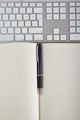 포토 JPG 해외이미지 디자인 커피 백그라운드 컨셉 인터넷 비즈니스 학교 탁자 직장 사람없음 목재 컴퓨터 사무실 우주 디지털 쪽지 자료 웹 정보 키보드 업무 네트워크 이메일 연결 편지 심볼 책상 전자 멀티미디어 프로젝트 해외202004 해외포토 나무 교육 음료 가구 회사 재료 전자제품 작업 파일형식 이미지허브