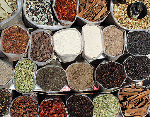 포토 JPG 해외이미지 음식 열대 종류 사람없음 세일 상점 여러개 신선 맛 향신료 매움 후추 성분 시나몬 해외202004 해외포토 다수 컨셉 향미료 파일형식 이미지허브